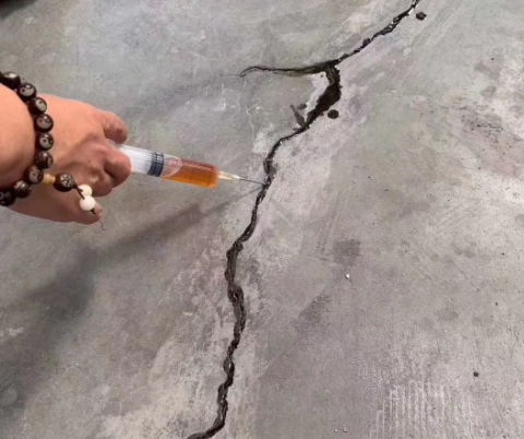 湾里混凝土裂缝修补技术详解​